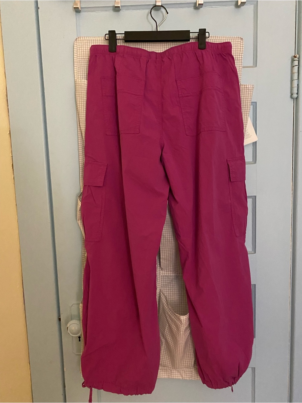 American Eagle Outfitters Hot Pink Cargo Jogger Pants. BRAND NEW - Picture 4 of 8